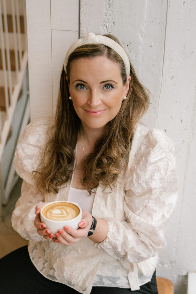 Hanne-Mari Hannula is a senior consultant and responsible for Taito Research's marketing and social media